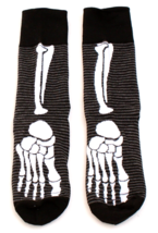 Vintage Red Black Skeleton Crew Socks Fashion Socks Men&#39;s 6-12 NWT - £23.36 GBP