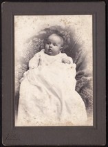Jennie Rogers Cabinet Photo of Baby - Winsted, Connecticut - £13.97 GBP