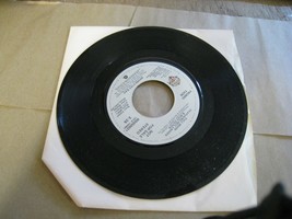 Full Moon Neil Larsen Buzz Feiten 45 Band Record Brown Eyes-
show origin... - $8.96