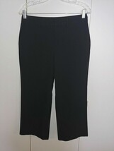 GAP LADIES STRETCH BLACK CAPRI PANTS-4-BARELY WORN-POLY/RAYON/SPANDEX-COMFY - $7.69