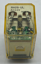 Idec RH2B-UL AC24V Power Relay 24VAC 7.5-10Amp  - $9.67 CAD