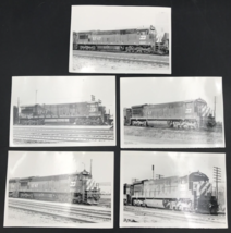 5 - Burlington Northern Railroad BN #5747 U33C Locomotive Train B&amp;W Photos - £16.99 GBP