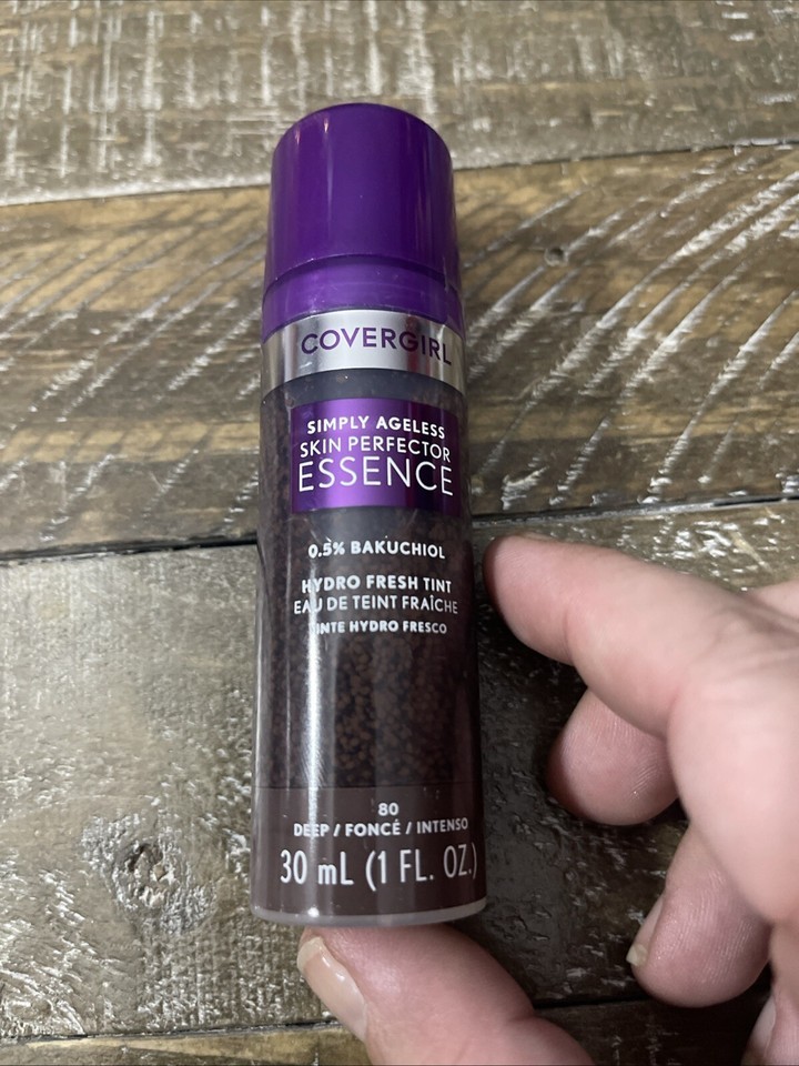 Covergirl Simply Ageless Skin Perfector Essence Foundation 80 Deep Covergirl Simply Ageless Skin Perfector Essence Foundation 80 Deep