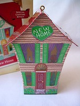 2004 Hallmark Ornament New Home Special Lighting Effect - $9.99