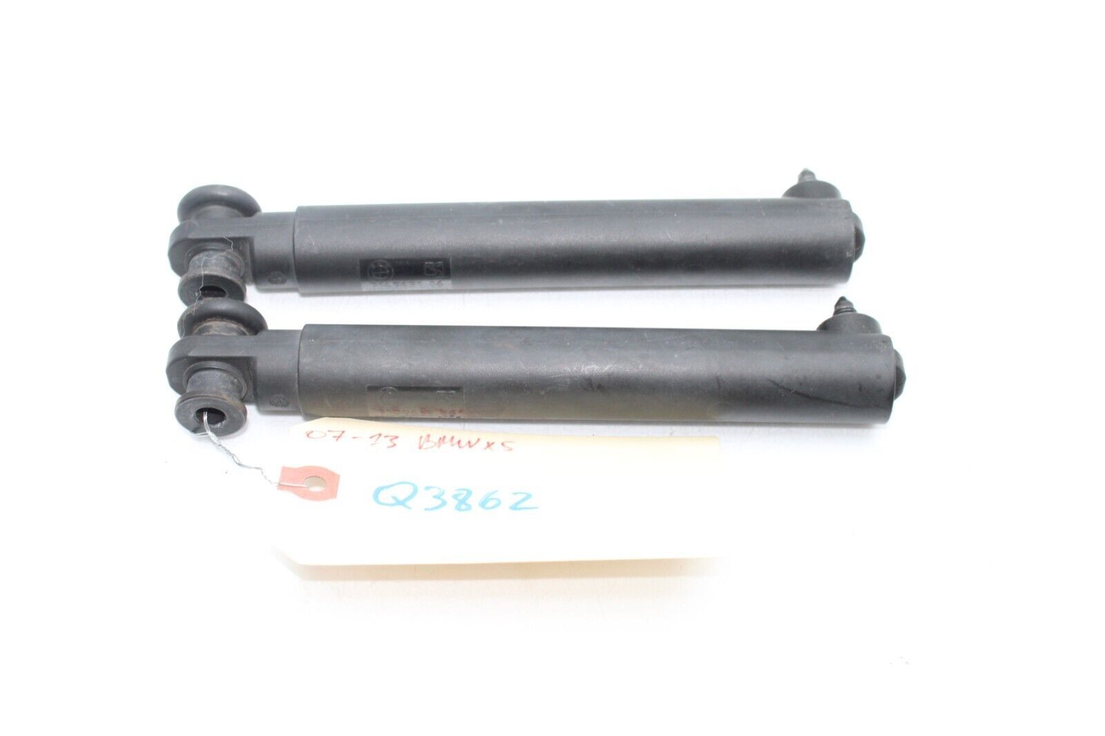 07-13 BMW X5 E70 TRUNK LOWER LIFT SUPPORT SHOCKS PAIR Q3862 - $60.19