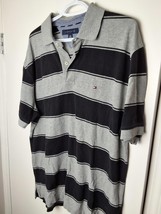  Men&#39;s L Tommy Hilfiger Short Sleeve Collared Knit (Polo) Black and Grey... - $11.85