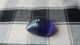 Vintage Blue Shell Carnival Glass Paperweight 1.5&quot; - $11.88