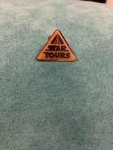  Star Wars Vintage 1986 STAR TOURS Rare Triangle Pin Disneyland - £19.73 GBP