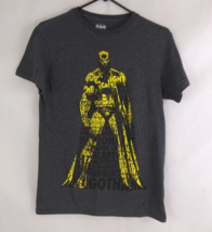 DC Comics Batman Gray &amp; Yellow Men&#39;s Graphic T-Shirt Size Small - £7.61 GBP