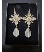 Avon Chic Frost Earrings - about 2-1/2&quot; Dangle, Clear Star w/Frosted Whi... - $23.07 CAD