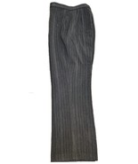 East 5th Women&#39;s Petite Grey Pinstripe Dress Pants Size 10P W30x29  - $127.77 MXN