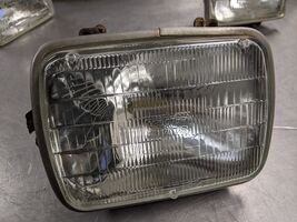 Passenger Right Headlight Assembly For 83-94 Chevrolet S10 Blazer  4.3 - $39.55