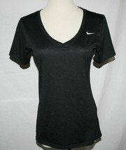 The Nike Tee Dri Fit Athletic Cut Black T-Shirt Small - £17.78 GBP