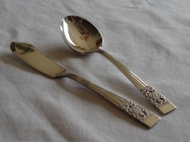 Oneida Community Coronation Sugar Spoon Shell Master Butterknife Silverp... - $195.16 MXN