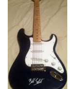 BLAKE SHELTON  the voice AUTOGRAPHED signed GUITAR  - $820.61 CAD