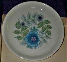 Wedgwood - Sweet Dish - $224.18 MXN