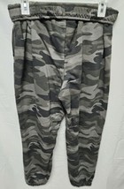 Wild Fable Green Camo Women&#39;s High-Rise Fleece Sweatpants Size M New With Tags - £10.95 GBP