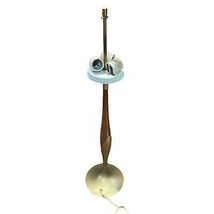 Mcm Mi Siècle Moderne Noyer &amp; Laiton Lampe Par Laurel 1960 - $303.45