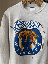 NCAA University of Kentucky Grey Wildcats Sweatshirt L - $36.00