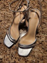 Sam Edelman Kia Block Heel Sandal Silver Leather SZ 11.0 - £42.81 GBP