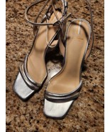 Sam Edelman Kia Block Heel Sandal Silver Leather SZ 11.0 - $74.47 CAD