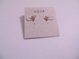 Aqua  5/16&quot; Silver Tone Pyramid Stud Earrings N797 - £6.03 GBP