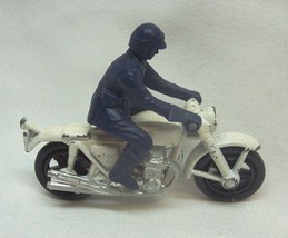 Vintage 1977 Matchbox Lesney #33 Honda White Police Motorcycle Motorbike Toy - $16.34