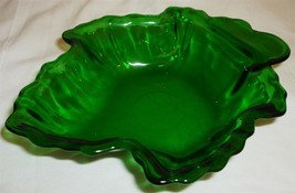 VINTAGE EMERALD GREEN ANCHOR HOCKING GLASS MAPLE LEAF NUT DISH - £9.43 GBP