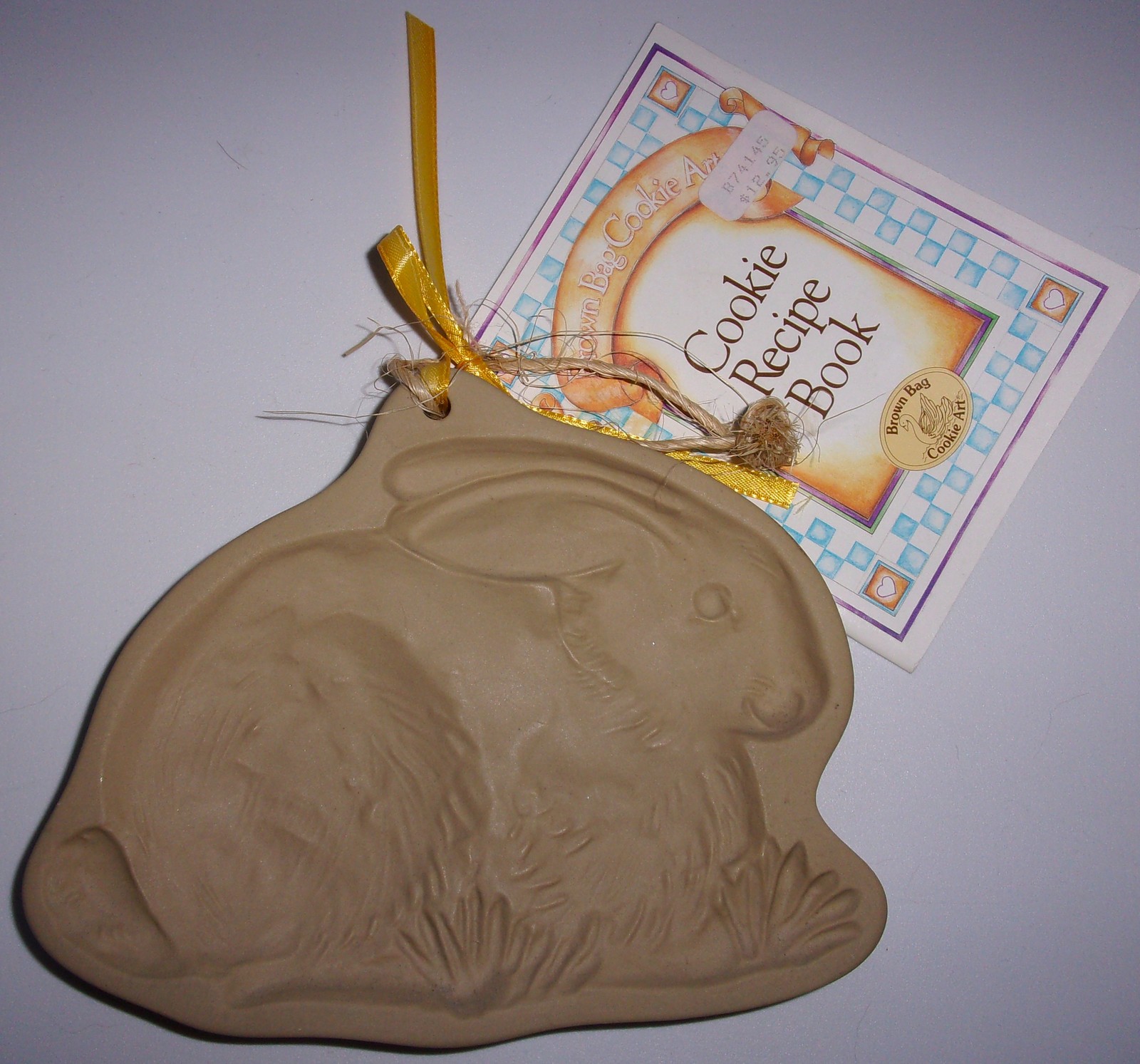 Brown Bag Cookie Art Bunny Mold New With Cookie Recipe Book 1988 - $8.99