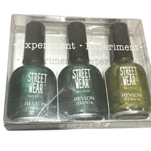 Revlon Street Wear (1) #18 toad (2) #10 forest Nail Polish Set Disconnected - £56.92 GBP