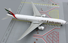 Emirates Boeing 777-300ER A6-EBU Gemini Jets G2UAE387 Scale 1:200 RARE - £189.07 GBP
