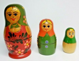 Vintage Matryoshka Nesting Dolls 3 Piece Set Made in USSR (U25/ 29) - £19.80 GBP