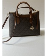MICHAEL KORS Austen MD/Luggage Satchel Bag W/o Crossbody Strap - $3,669.51 MXN