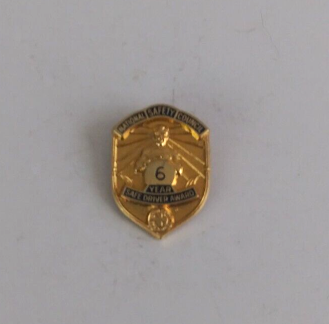 Vintage National Safety Council Safe Driver Award 6 Years Lapel Hat Pin - $7.43