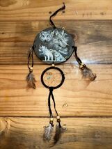 DREAMCATCHER INDIAN WITH A PICTURE OF 3 WOLVES WOLF FOREST SNOW 2 RINGS ... - $9.41