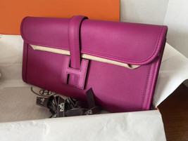 NIB Auth HERMES Rose Poupre Swift 29cm Jige PM Clutch Pochette Bag Handbag - £3,427.09 GBP
