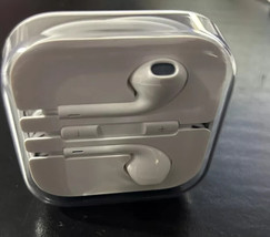 OEM Apple EarPods 3.5mm w/ Remote & Mic for iPhone 4 5 6S 7 8 X XR XS XS Max MD8 - $14.10