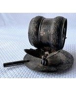 Antique Silverplated Figural Napkin Ring Butterfly Aesthetic Movement Me... - $1,089.06 MXN