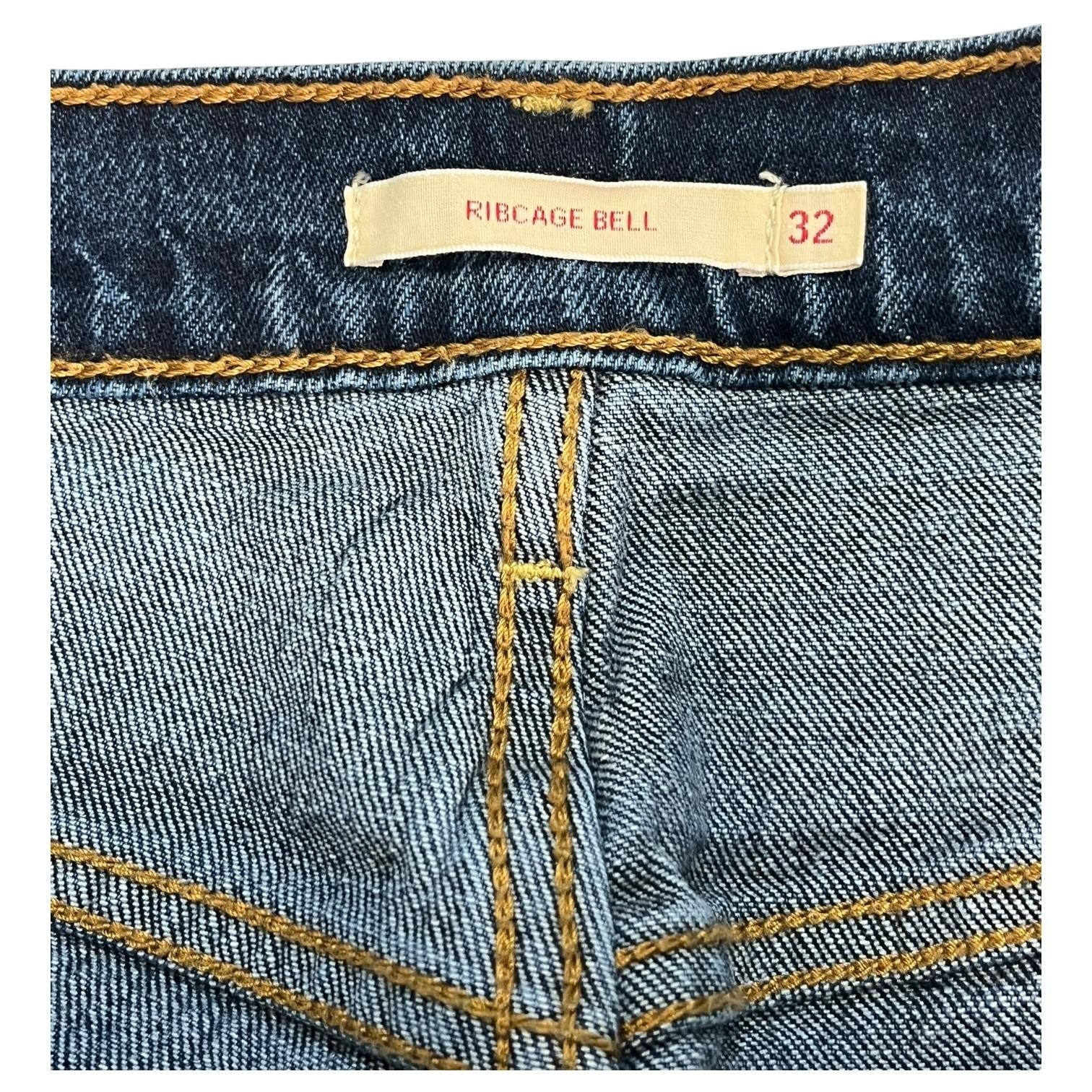 Levis Jeans Womens 32 Blue Ribcage Bell High Rise Flare Wide Leg Denim 70s Boho Item image 3