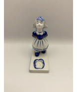 Delft Blue and White Hand-Painted Figurine of Girl with Candle Holder - €9,43 EUR