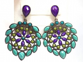 TRIBAL THEME POST EAR RINGS WITH PURPLE AND TEAL STONES , NEW CONDITION - $296.15 MXN