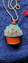 New Betsey Johnson Necklace Cupcake Ick Blue Dessert Baking Collectible Decorate - £11.98 GBP