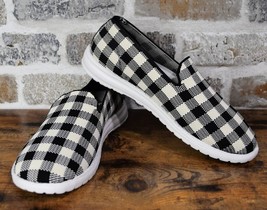 Very G women&#39;s gypsy jazz swift slip-ons White And Black - $25.00