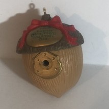 Collectors Club Keepsake Nut Christmas Decoration Holiday Ornament XM1 - £5.91 GBP