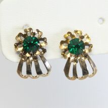 Vintage Emerald Green Rhinestone Screw-back Earrings 0.8" x 0.6" - $19.59