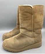 UGG Amie Classic Slim Chestnut Suede Shearling Women’s Wedge Boots Size 9 - $637.02 MXN