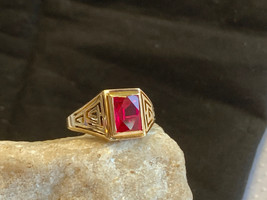Vtg 10K Yellow Gold Ring 5.98g Fine Jewelry Sz 10.25 Ruby Color French S... - £286.83 GBP