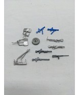 Lot Of (11) Miniature Guns Bits And Pieces - $249.10 MXN