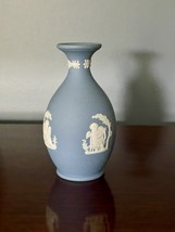 Vintage/Antique Medium Blue 5&quot; Wedgwood Jasperware Bud Vase - $33.97 CAD
