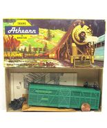 Athearn HO Model Train Car 1776-1:49 ATSF Green Stock Car Kit 50656   ZF... - $24.95